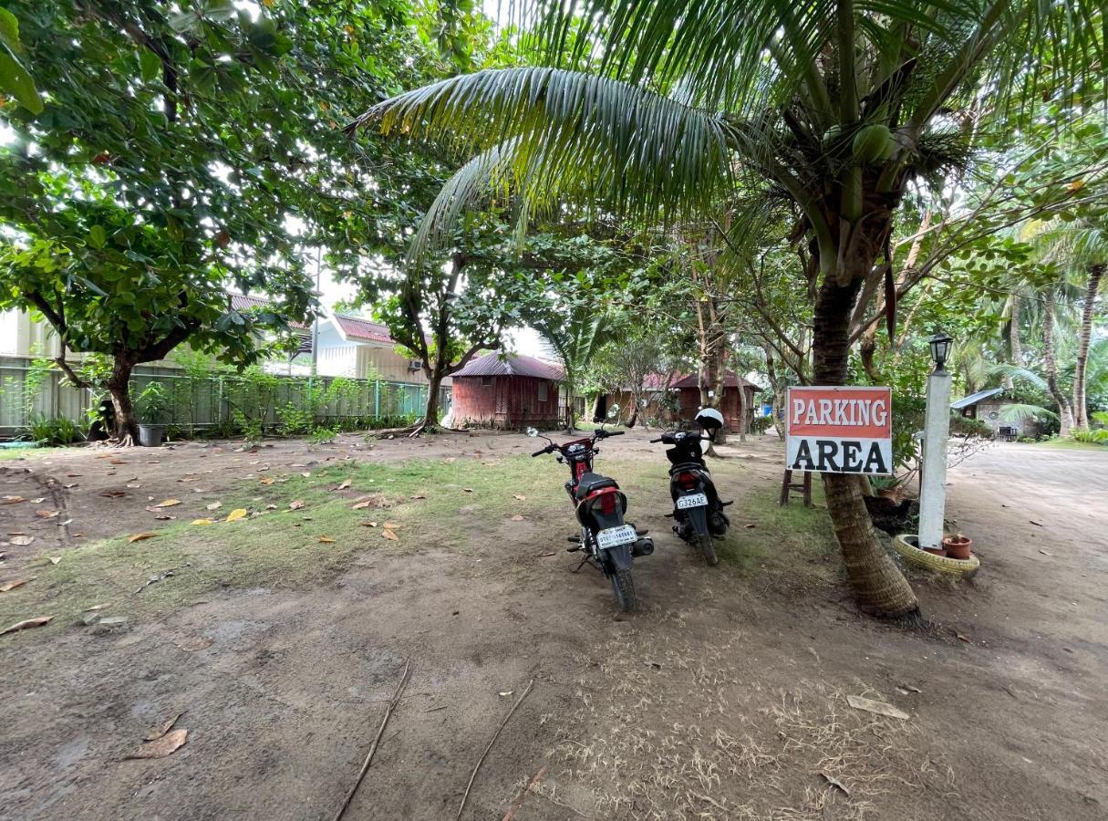 Beach Placid Resort Powered By Cocotel Ocoy Exterior foto